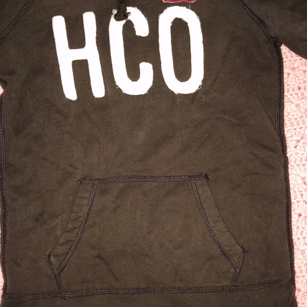 Sweatshirt - Picture 2 of 3